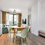 Rentplanet - Apartament Scala